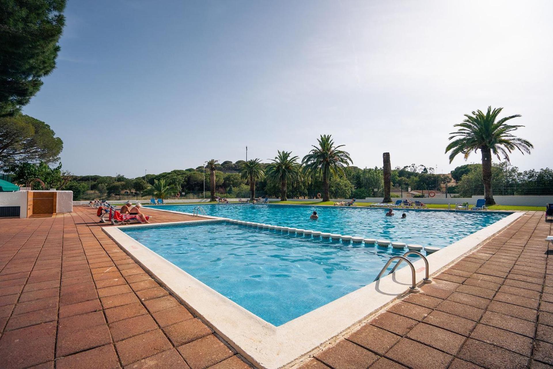 Kampaoh Palamos Internacional Hotel Exterior foto